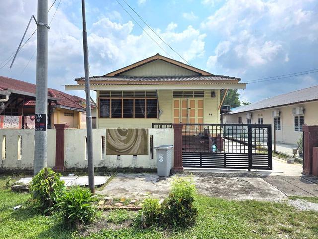 Rumah Banglo Kampung Satey Jalan Talib Abu Batu Pahat Untuk Dijual