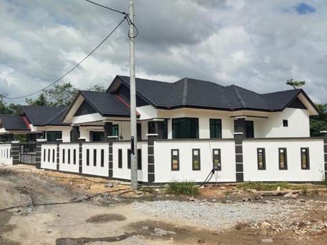 Rumah Banglo Kg Batu Penunggul