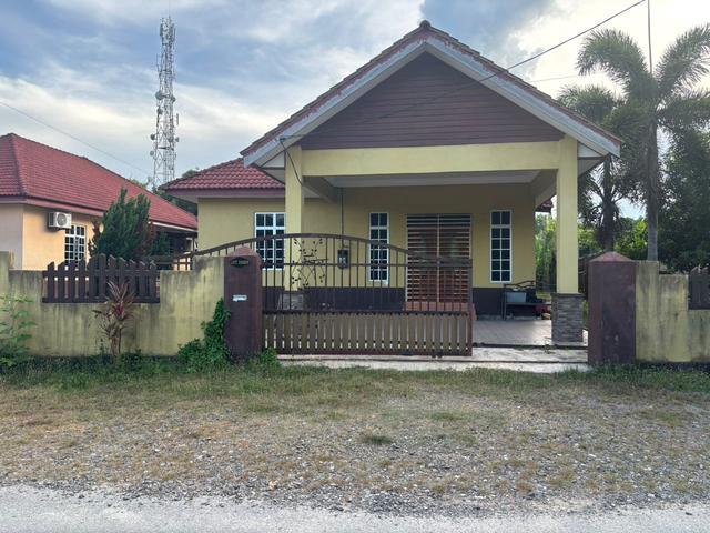 Rumah banglo kg machang lada bukit payung