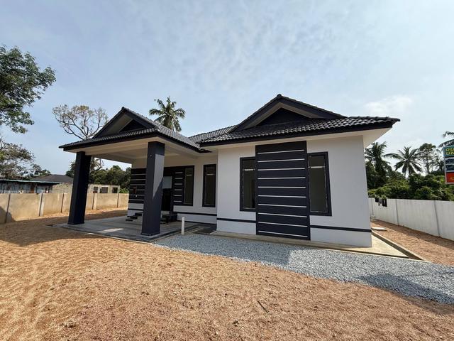 Rumah Banglo Limbat Pasir Tumboh