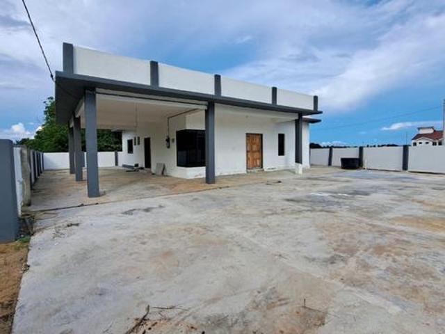 Rumah Banglo Setingkat Setengah Jerantut Pahang