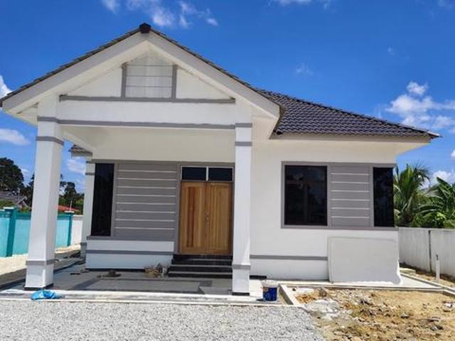 Rumah Banglo Siap 100 Depan Kem Desa Pahlawan Kok Lanas