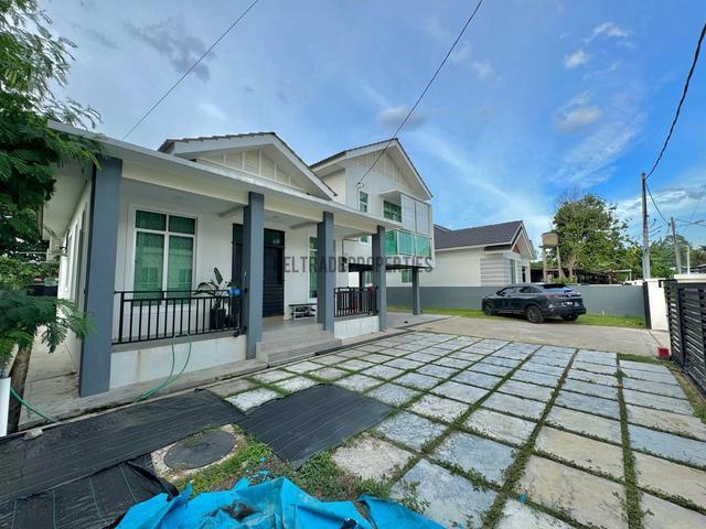 Rumah Banglo Split Level Pasir Pekan Bebas Banjir