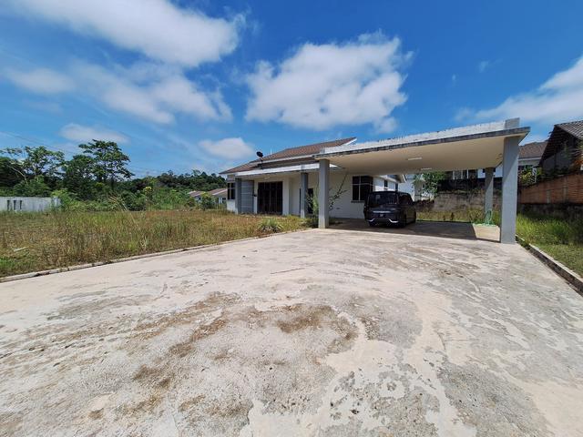 Rumah Banglo Taman Tempoyang Idaman Kuala Lipis Tanah Luas