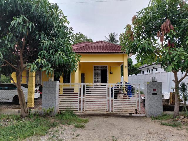 Rumah banglo untuk dijual