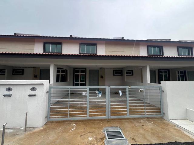 Rumah Baru Kempadang Bay
