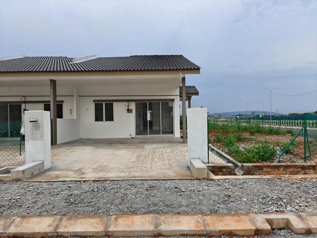 RUMAH BARU LAGENDA Teres Setingkat La Avera Bandar Seri Astana SP