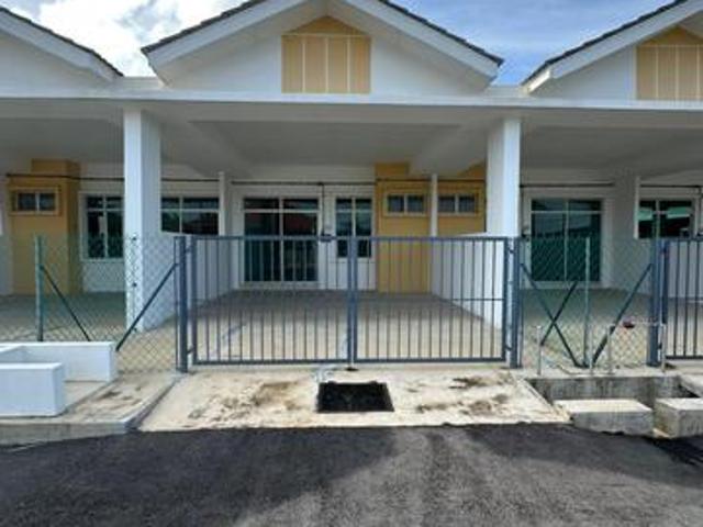 Rumah Baru Rumah Baru di Permatang Badak Maju Kuantan
