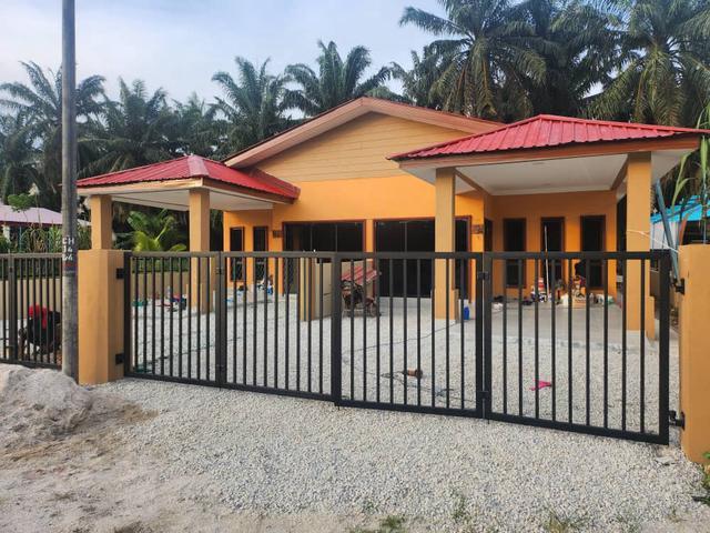 Rumah Baru Semi D Dua Buah Available