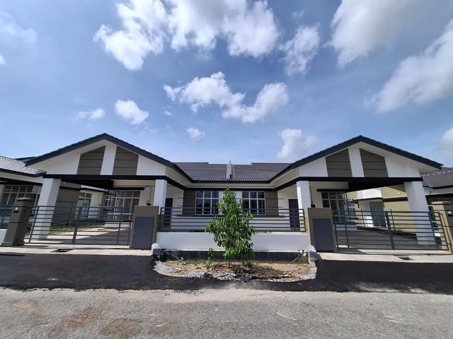 Rumah Baru Taman Saujana Bukit Katil Melaka for sale