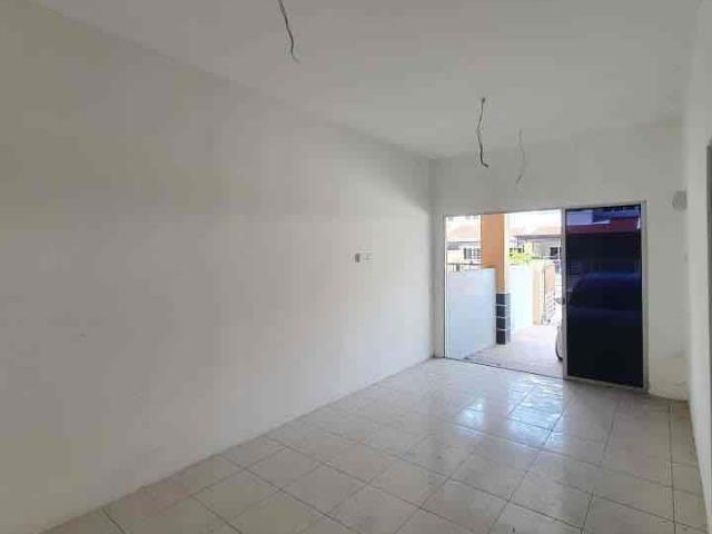 Rumah BARU 1.5 tingkat kemas cantik untuk disewa
