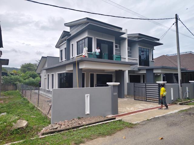 Rumah Berkembar 2 TingkatKg Labuhan Kertih
