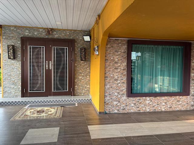 Rumah Berkembar Dua Tingkat untuk Dijual di Nibong Tebal