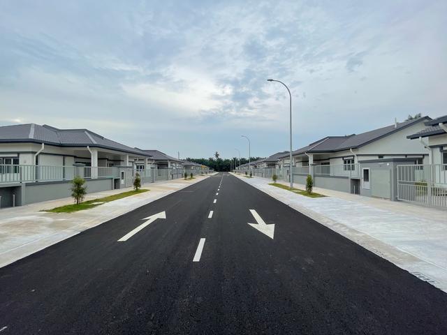 RUMAH BERKEMBAR SemiD