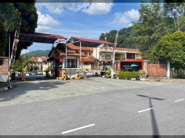 RUMAH BESAR ! 5 BILIK AMPANG SAUJANA RENOVATED 24 HOURS SECURITY GATED GUARDED