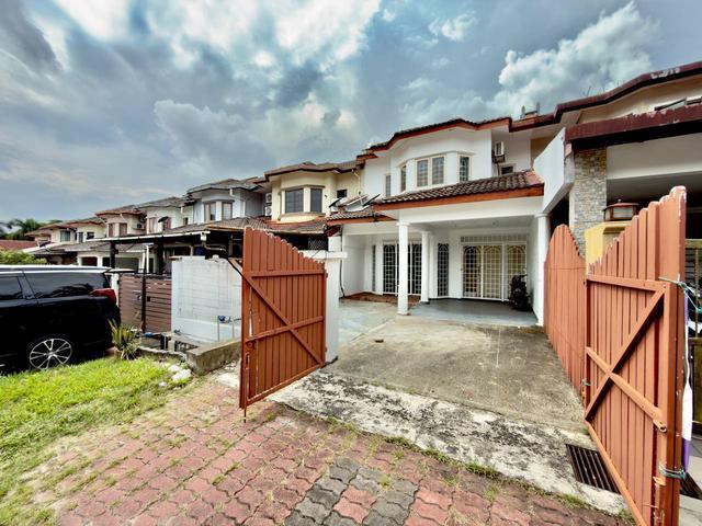 Rumah Besar Muat 2 Kereta Seksyen 7 Shah Alam