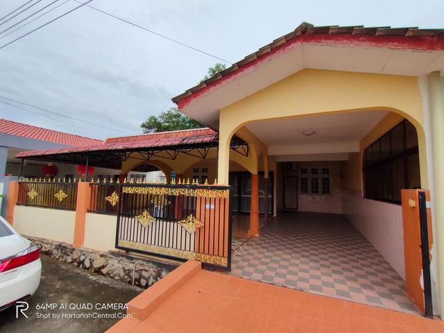RUMAH BESAR SEBELAH KMNS SemiD 1sty Taman Bukit Intan Kuala Pilah