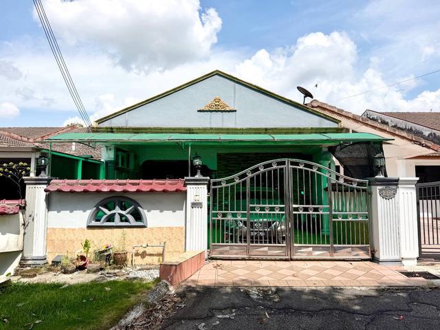 Rumah Cantik 1 tingkat Tembusu Taman Rinting Masai Pasir Gudang