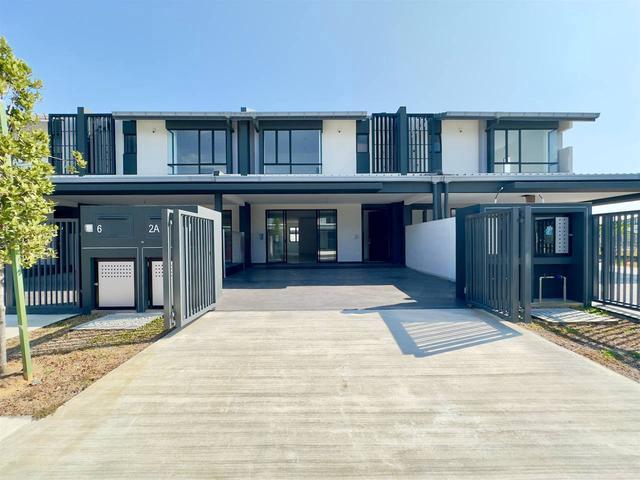 RUMAH CANTIK 2 Storey Bandar Bukit Raja NADIRA 3 Klang