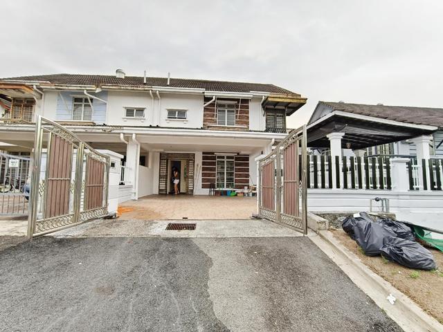 RUMAH CANTIK 2 Storey Semi D Laman 2 Bandar Seri Putra