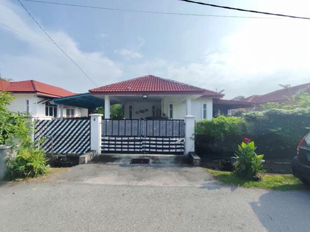 RUMAH CANTiK BUNGALOW MAHKOTA HILLS SEMENYIH
