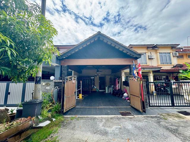 RUMAH CANTIK Double Storey Terrace Seri Pristana Saujana Utama