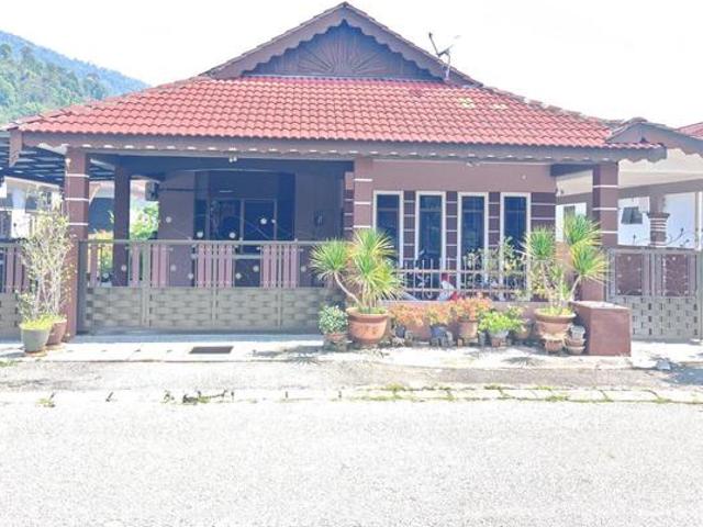 Rumah Cantik Easy Access Banglo Setingkat Taman Chepor Sentosa