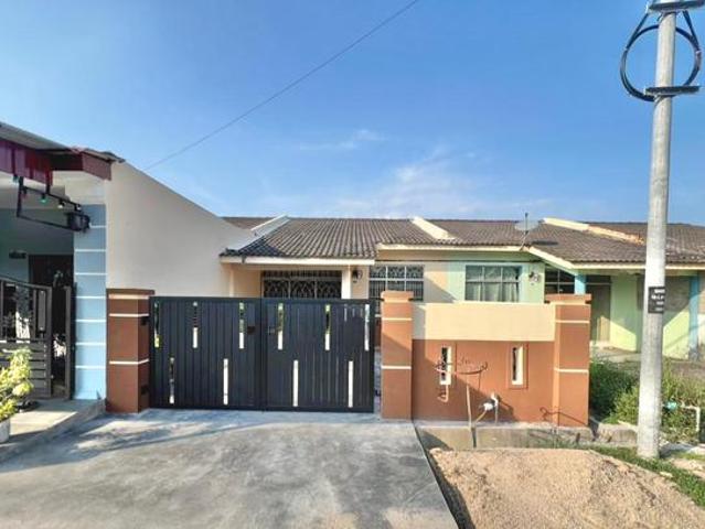 RUMAH CANTIK FREEHOLD Single Sty Tmn Sri Redan Masjid Tanah MLK