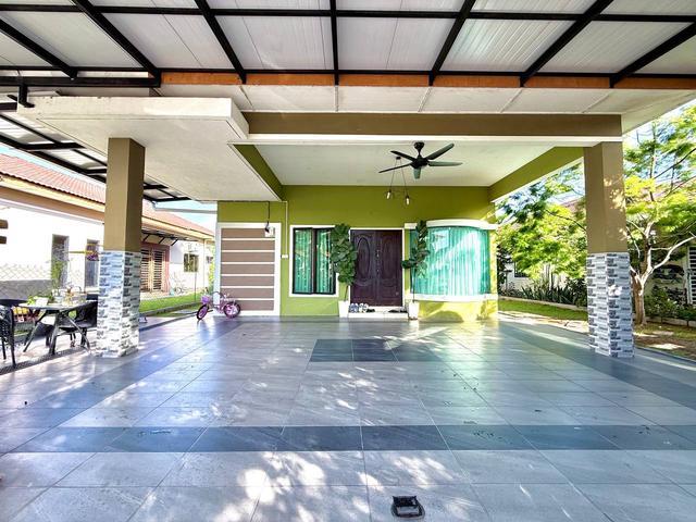 Rumah Cantik Fully Furnished Banglo Desa Rapat Jaya