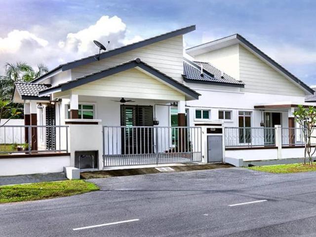 Rumah Cantik SemiD Setingkat Salak Pekerti 28 Salak Tinggi Sepang