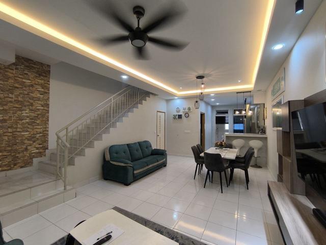 Rumah Cantik Siap Reno Harga Menarik Bistari Perdana Pasir Gudang
