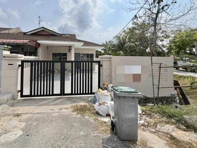 Rumah Cantik Single Storey Taman Kota Masai