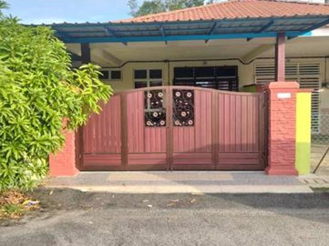 Rumah Cantik Renovated Teres Setingkat Taman Gambang Damai Kuantan