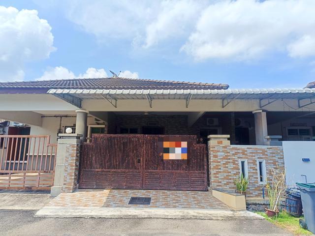 RUMAH CANTIK Teres Setingkat Taman Saujana Permai Bukit Katil