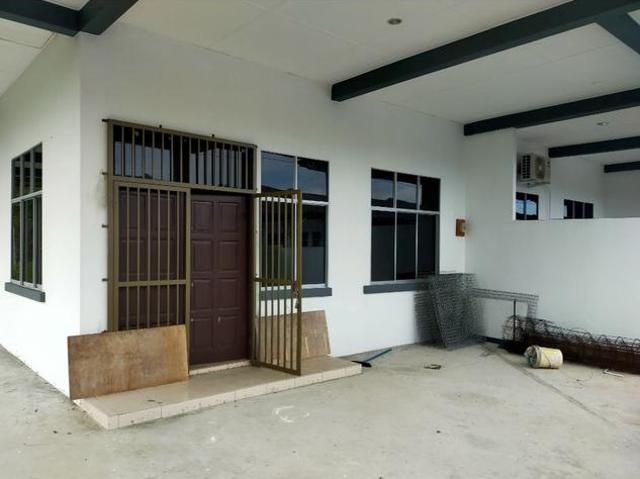rumah corner baru besar dan cantik