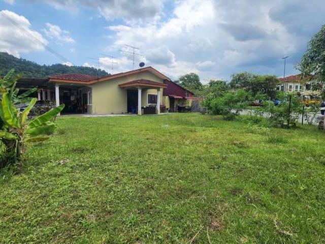 Rumah CORNER Kluang Besar