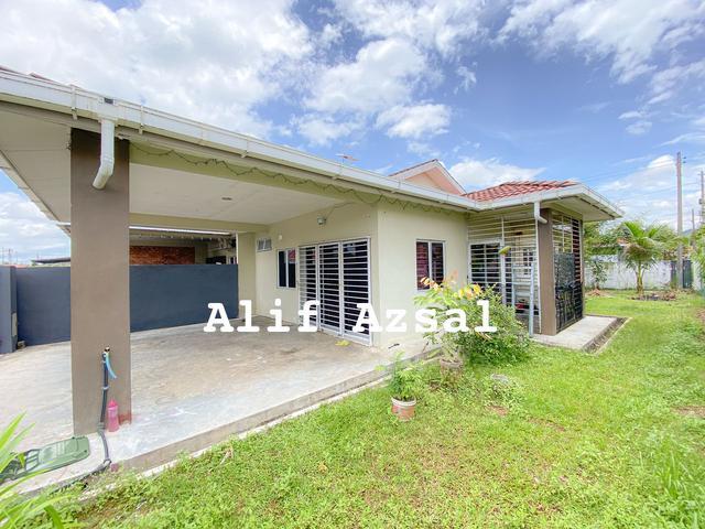 Rumah Corner Kuching Samariang
