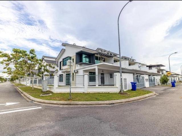 Rumah Corner Lot Desaru