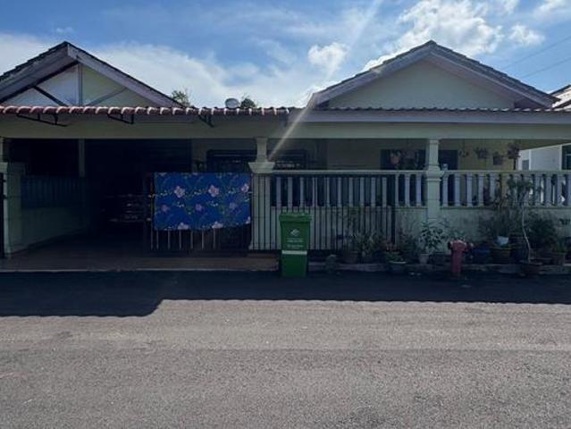 Rumah Corner setingkat Corner lot permatang badak perdana murah