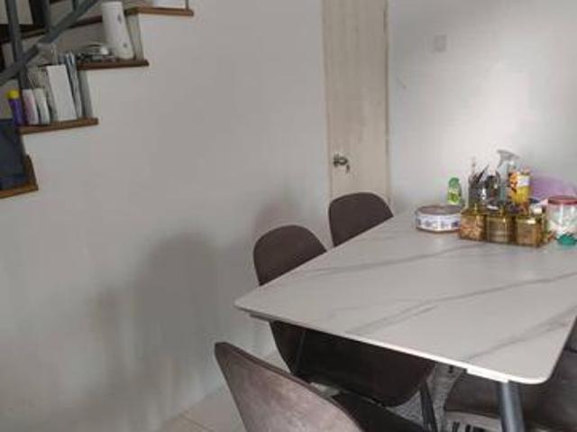 Rumah Corner Semi D 2 Tingkat Tmn Mutiara Rini Jln Bestari