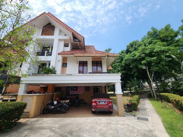 RUMAH CORNER Paling Murah 25 Storey House Cornet Lot Presint 18