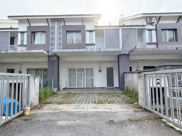 Rumah dekat Kg Baru Kertih untuk Dijual