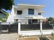 Rumah Dharmahusada Indah Utara Surabaya Timur strategis siap huni hook hadap utara barat