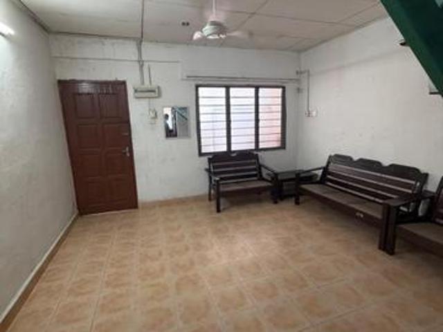 Rumah di Taman Nuri utk Dijual