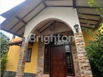 Rumah dijual di Canggu, Badung