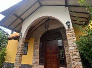 Rumah dijual di Canggu, Badung