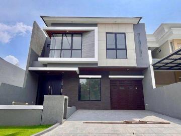 Rumah dijual di Citraland, Surabaya