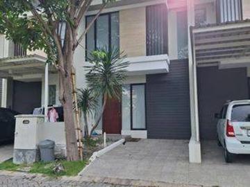 Rumah dijual di Citraland, Surabaya