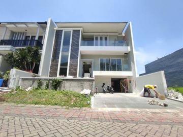 Rumah dijual di Citraland, Surabaya