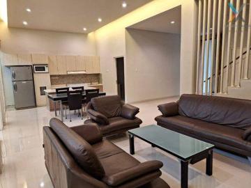 Rumah dijual di Citraland, Surabaya